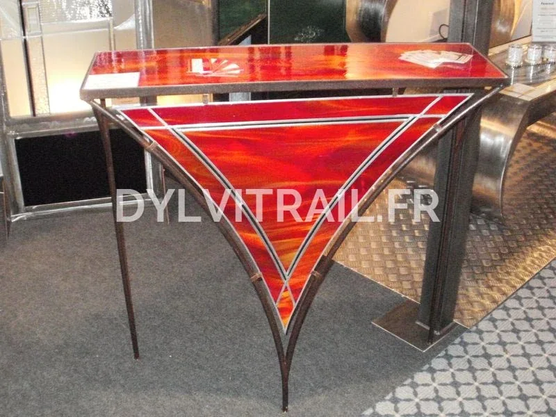 Dyl Vitrail, Corinne Lecourt, création restauration vitraux verreries lisieux