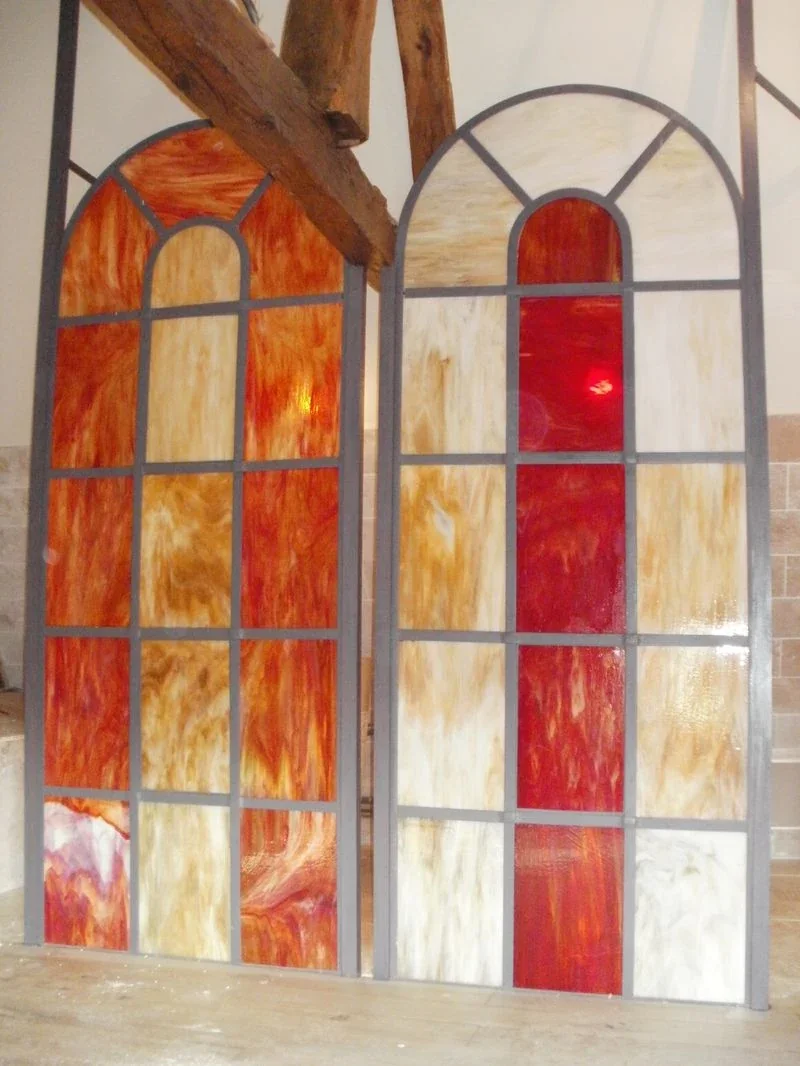 Dyl Vitrail, Corinne Lecourt, création restauration vitraux verreries lisieux