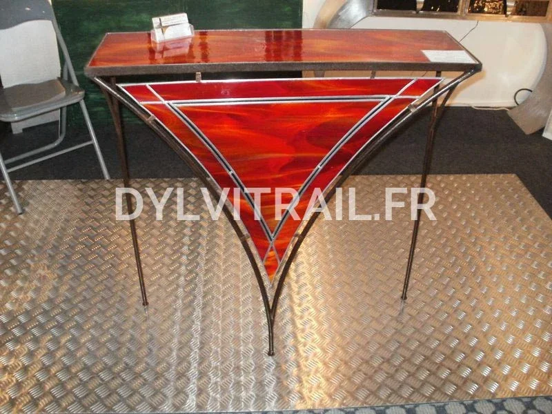 Dyl Vitrail, Corinne Lecourt, création restauration vitraux verreries lisieux