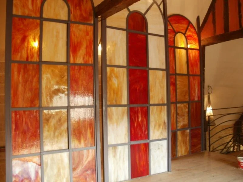 Dyl Vitrail, Corinne Lecourt, création restauration vitraux verreries lisieux