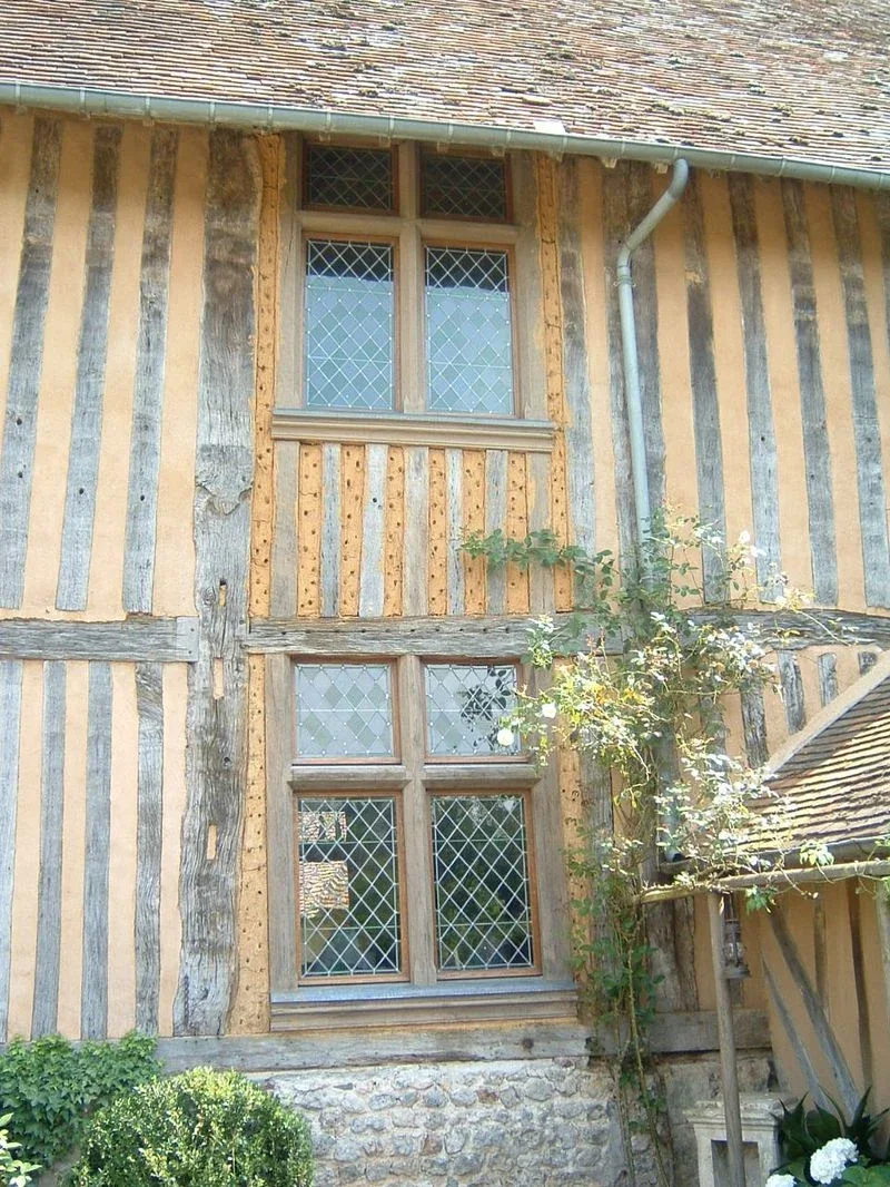 Dyl Vitrail, Corinne Lecourt, création restauration vitraux verreries lisieux